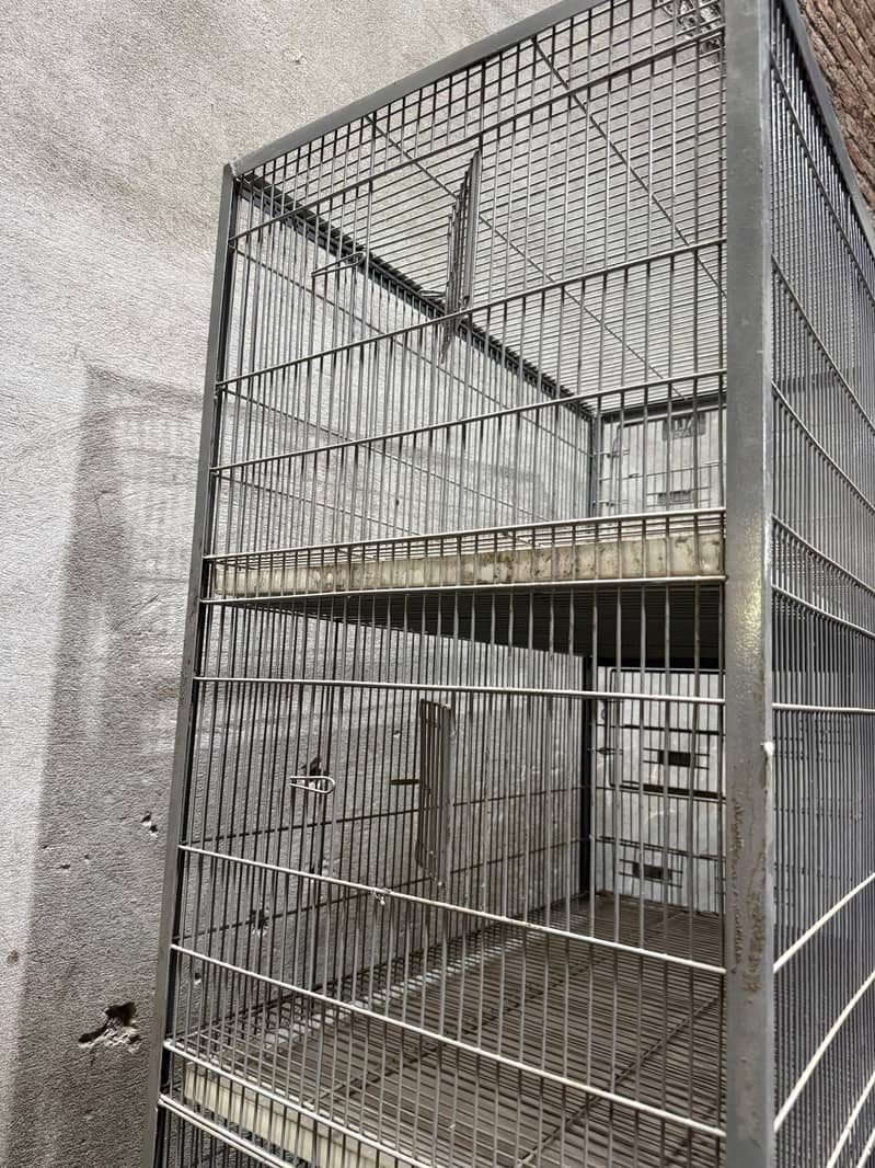 Cages 7