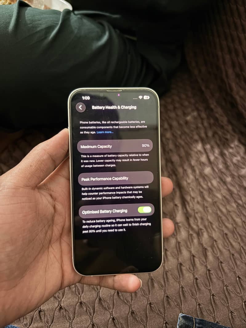 Apple iPhone 13 1