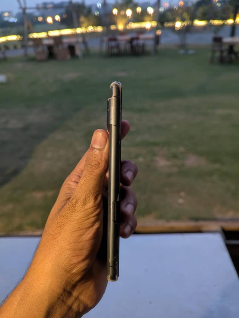 Google Pixel 7 5