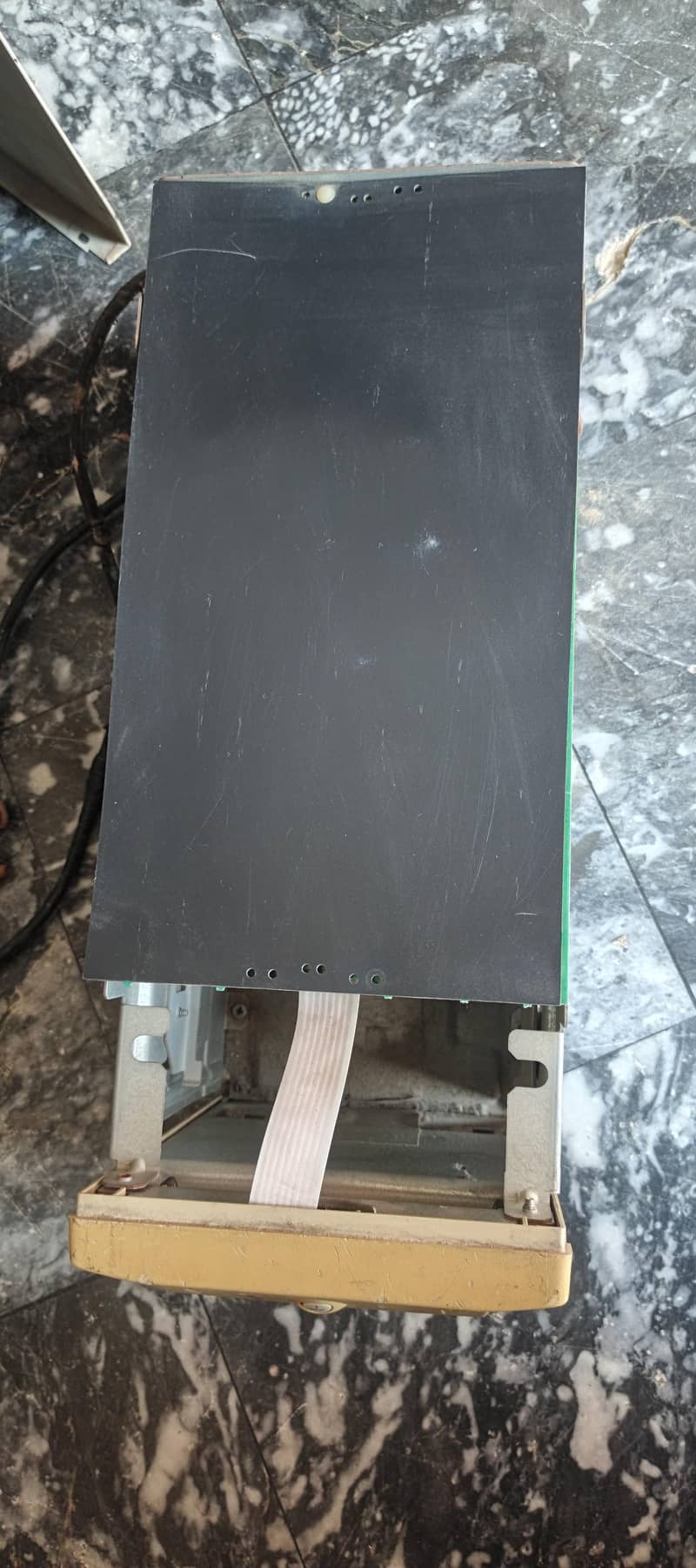 APC  UPS 2