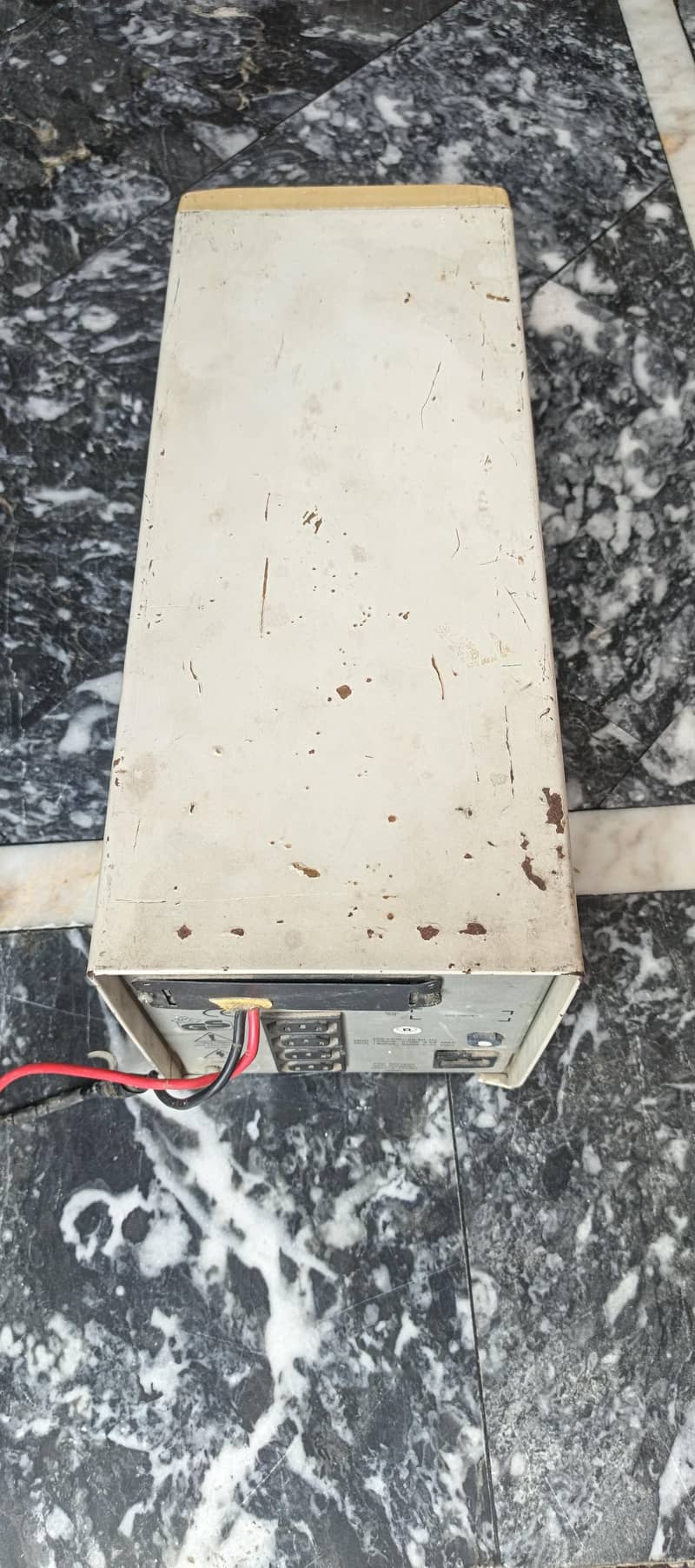 APC  UPS 5