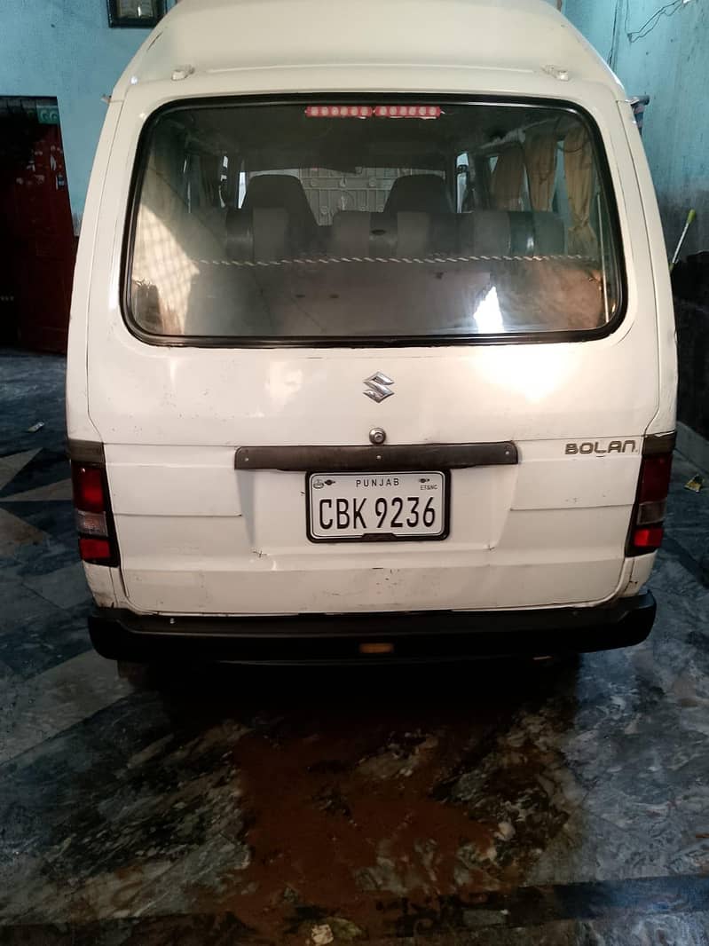 Suzuki Bolan 2011 5