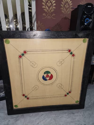 34/34 wooden carom board