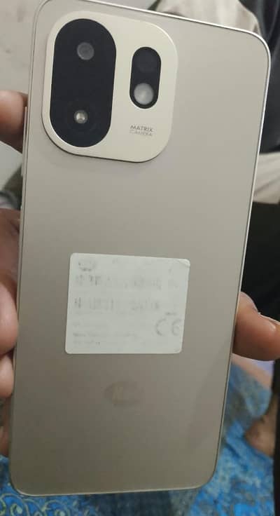Itel City 100