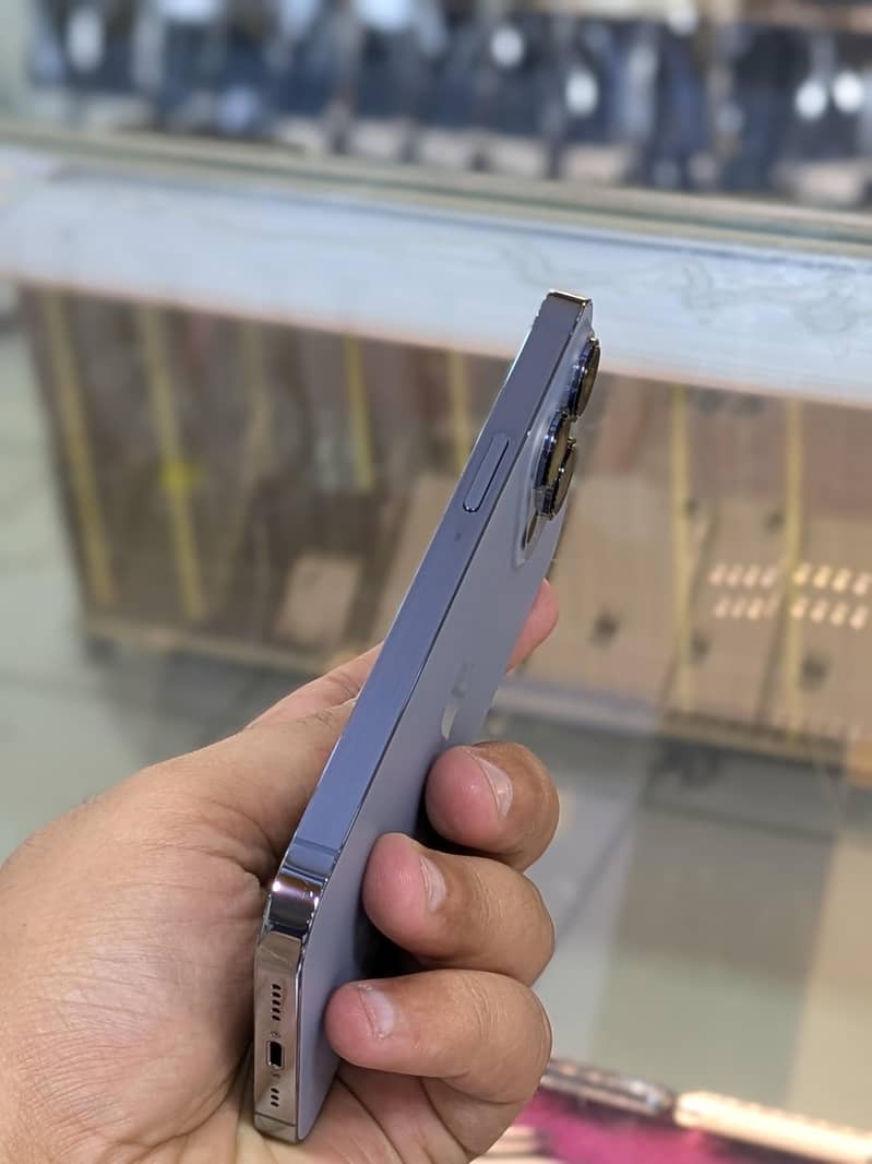 Iphone 13 pro sim time available 1