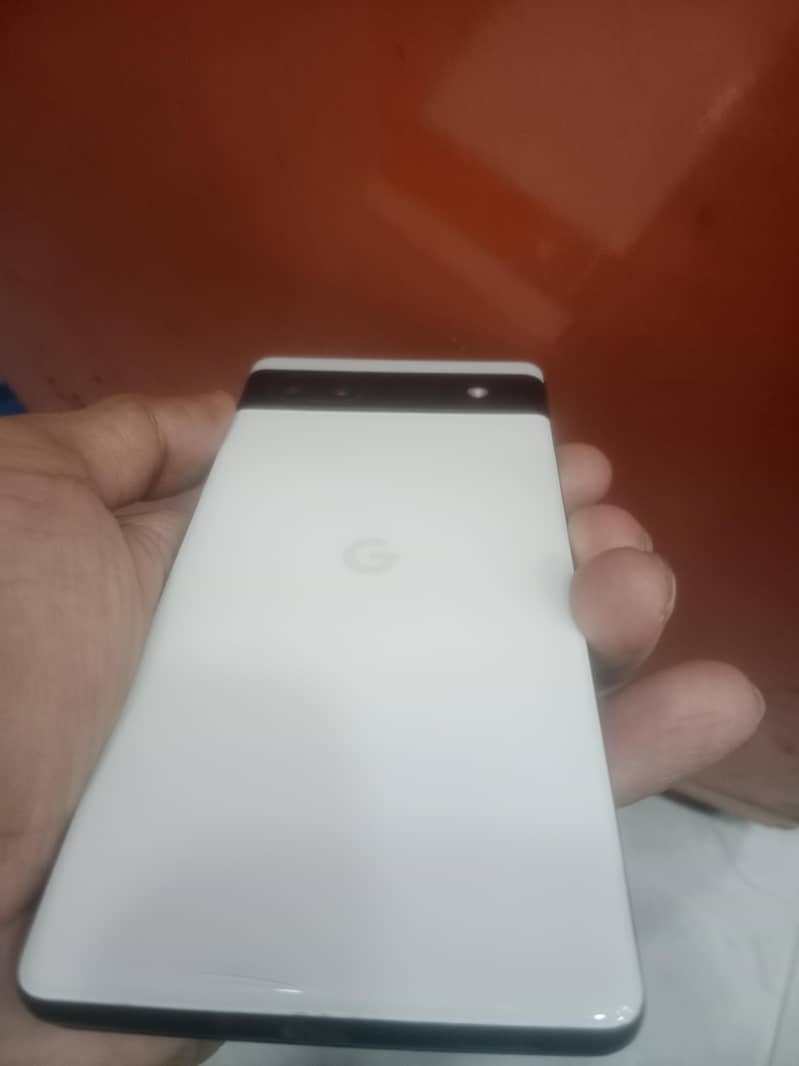 Google Pixel 6a 1