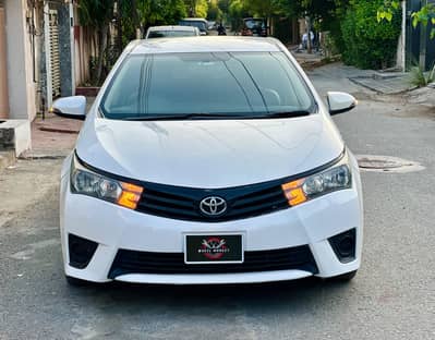 Toyota Corolla Altis 2015