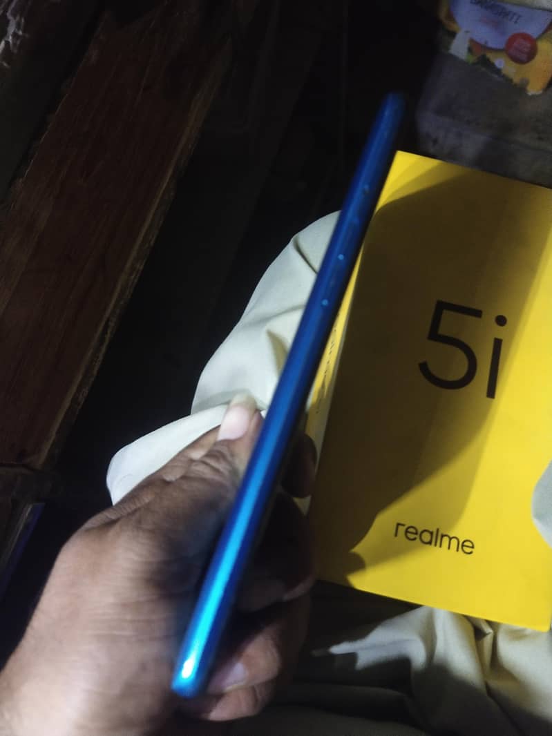 Realme 5i 2