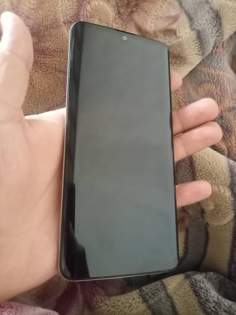 Aquos zero 2 1