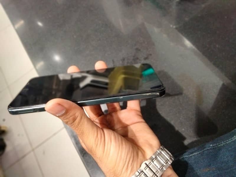 Realme C71 0