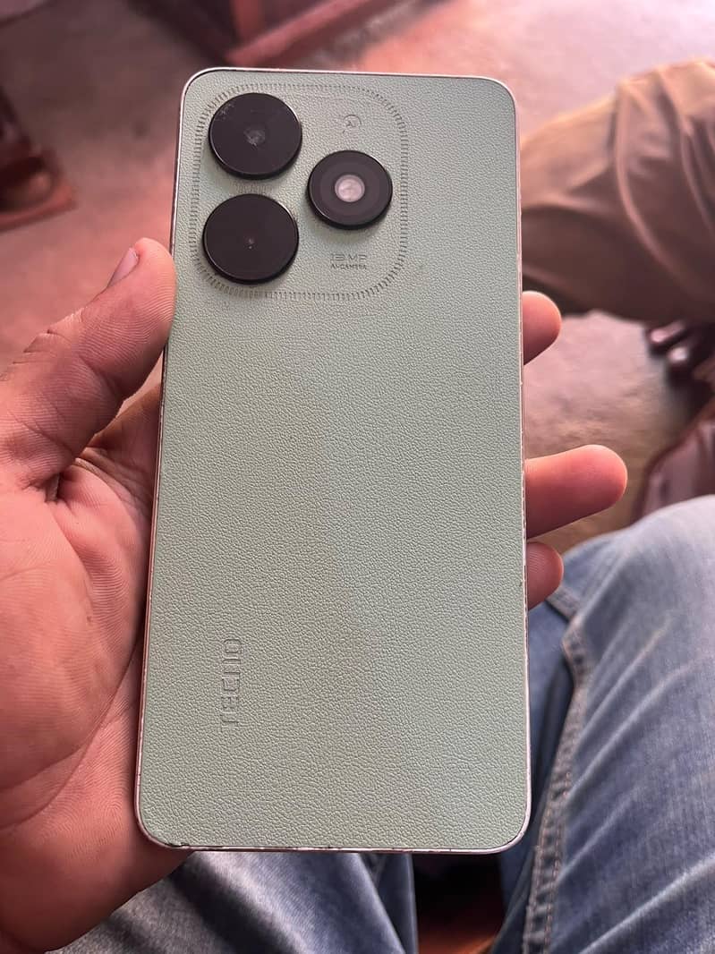 Tecno Spark Go 1