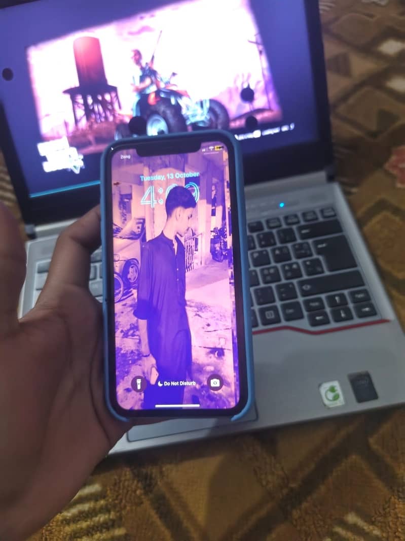 Apple iPhone XR 1