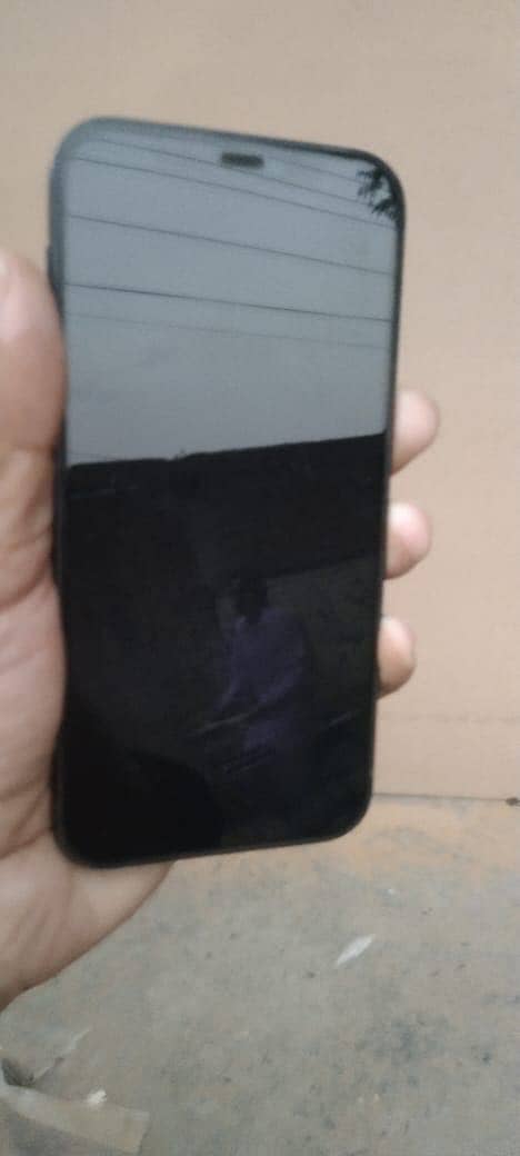Apple iPhone 12 1