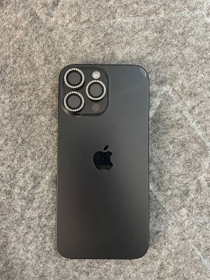 Apple iPhone 16 Pro Max JV 1