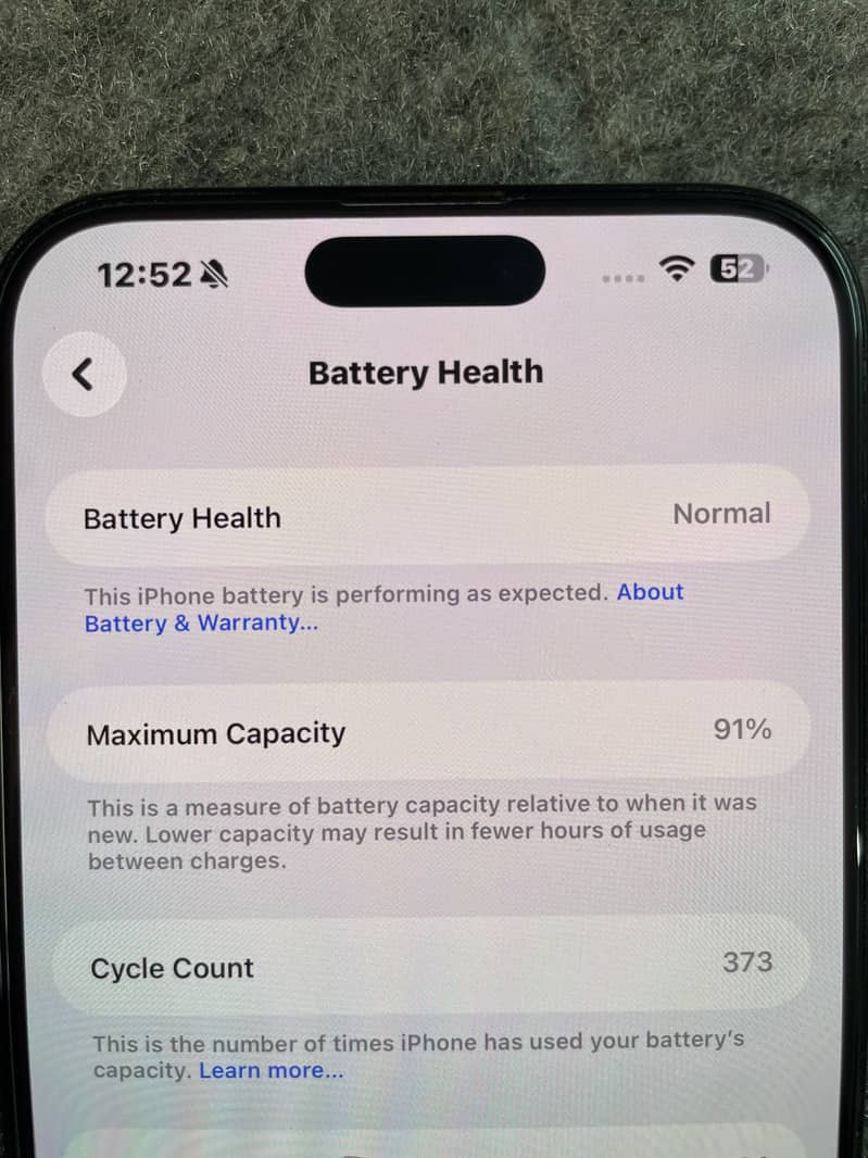 Apple iPhone 16 Pro Max JV 5