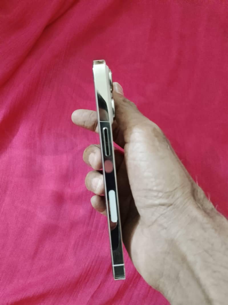Apple iPhone 13 Pro 5