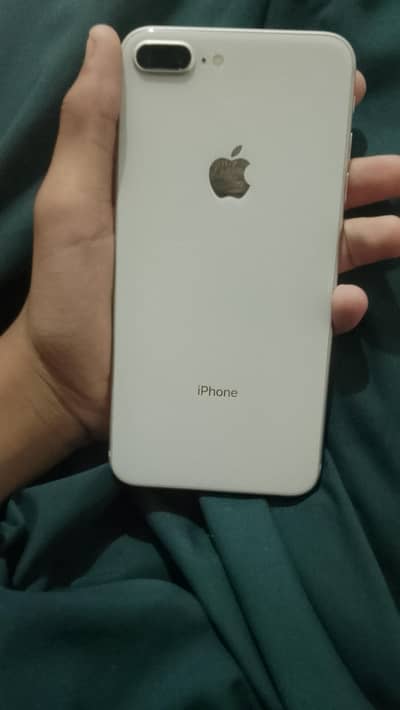 Apple iPhone 8 Plus
