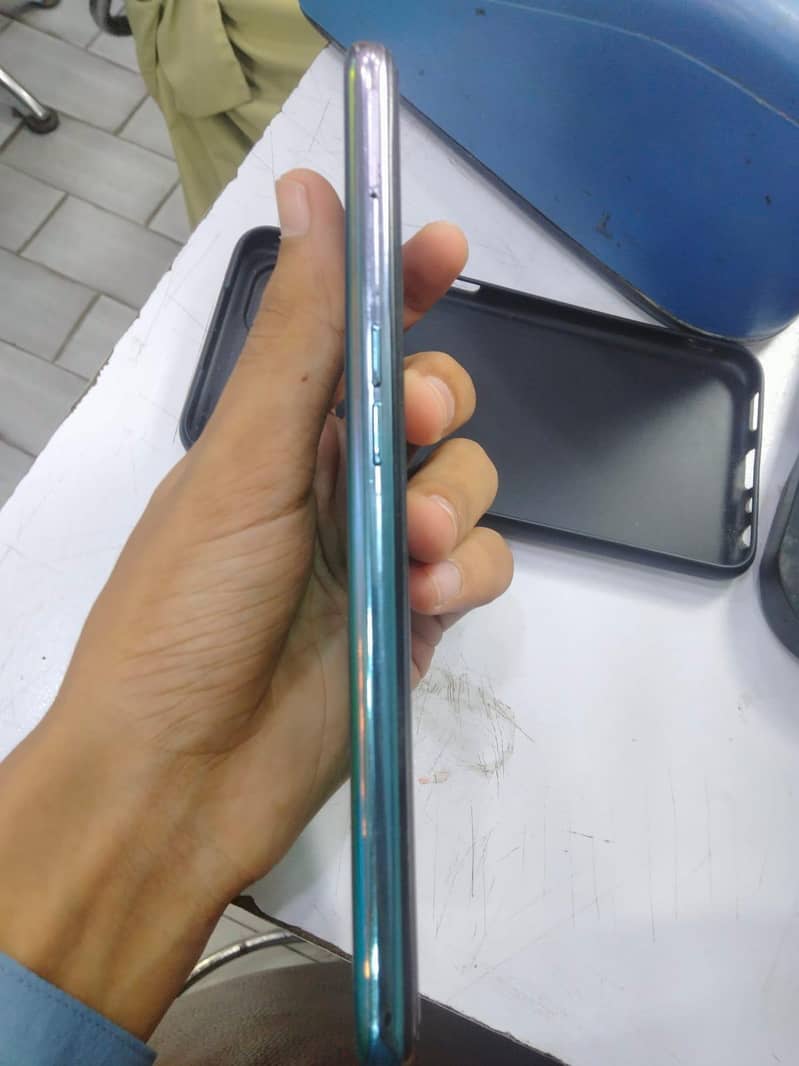 OPPO A74 5G 5