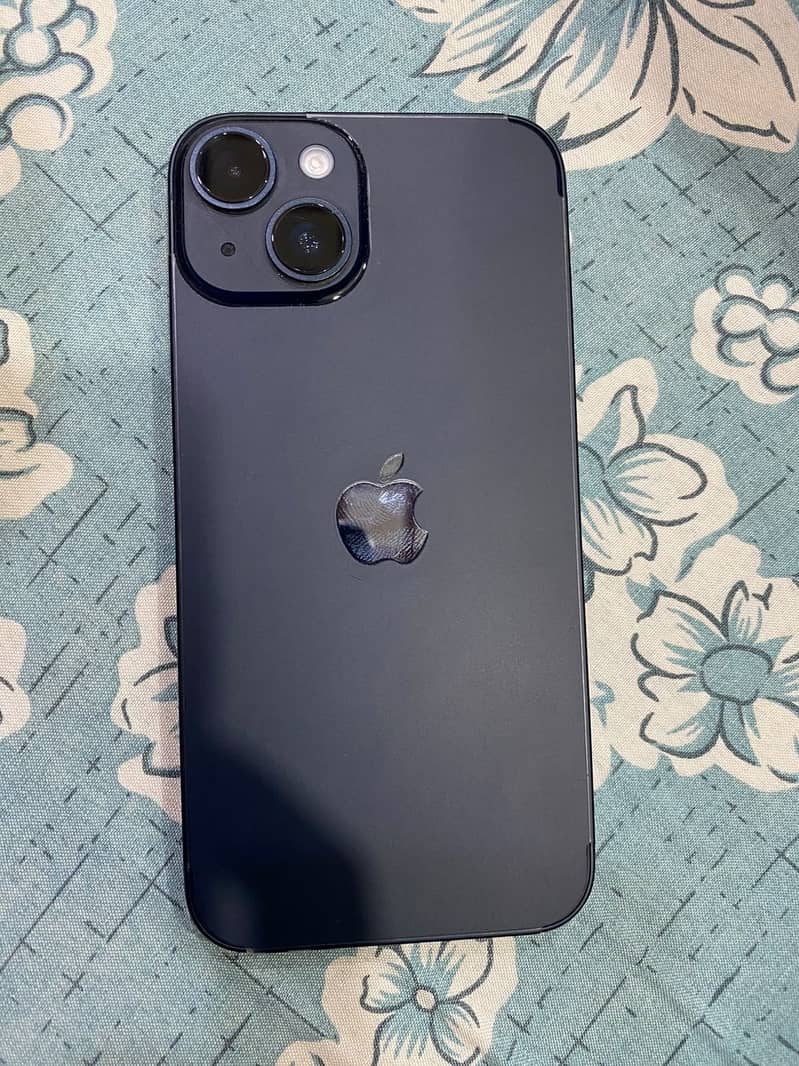 Apple iPhone 14 3