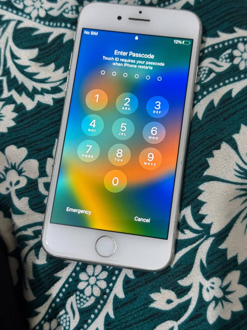 Apple iPhone 8 2