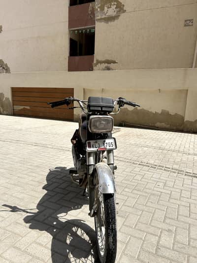crown 125
