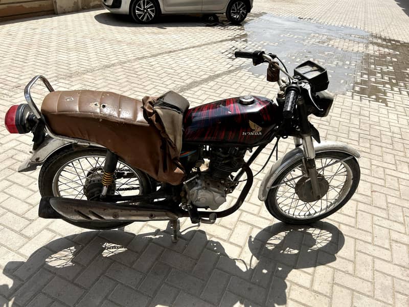 crown 125 2
