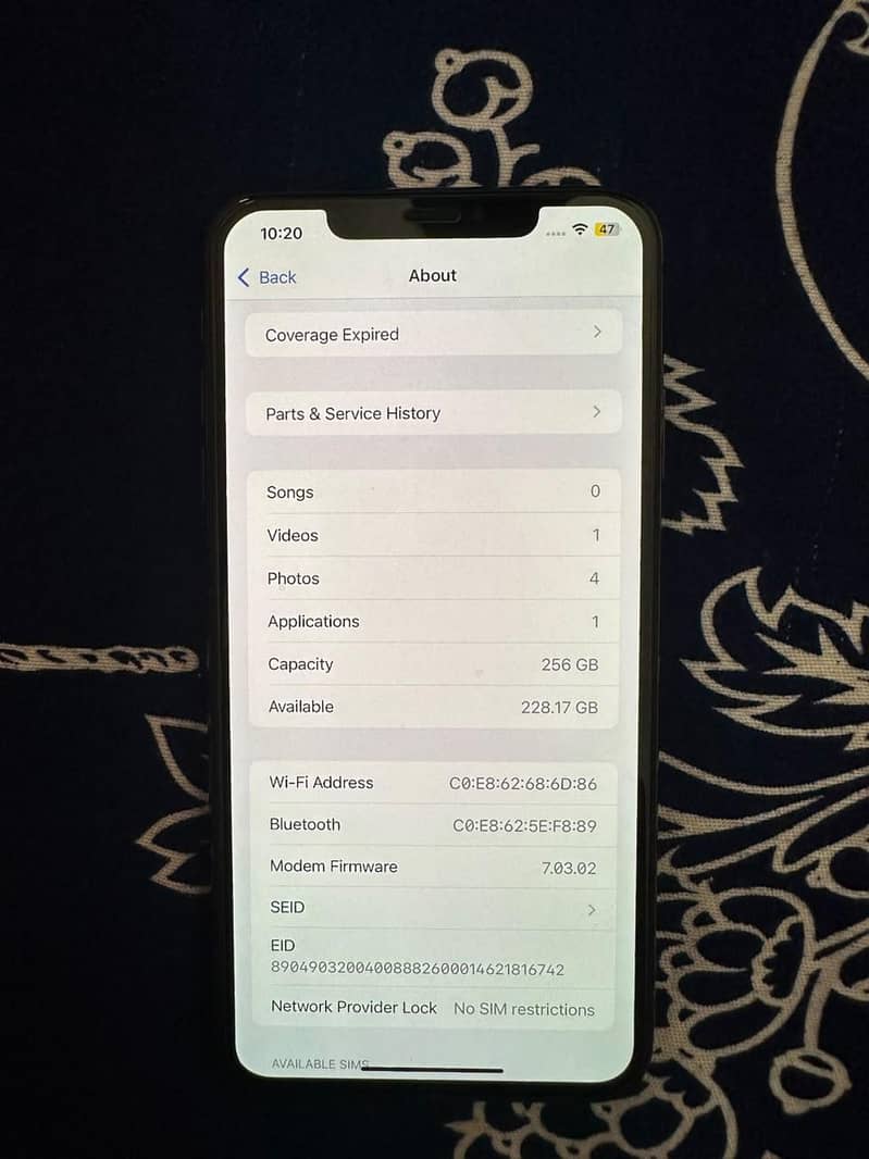 Apple iPhone XS Max 3