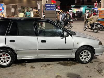 Suzuki Cultus VXL 2001