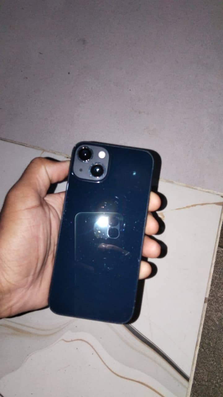 Apple iPhone 13 1