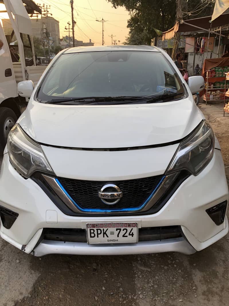 Nissan Note E Power 2017 0