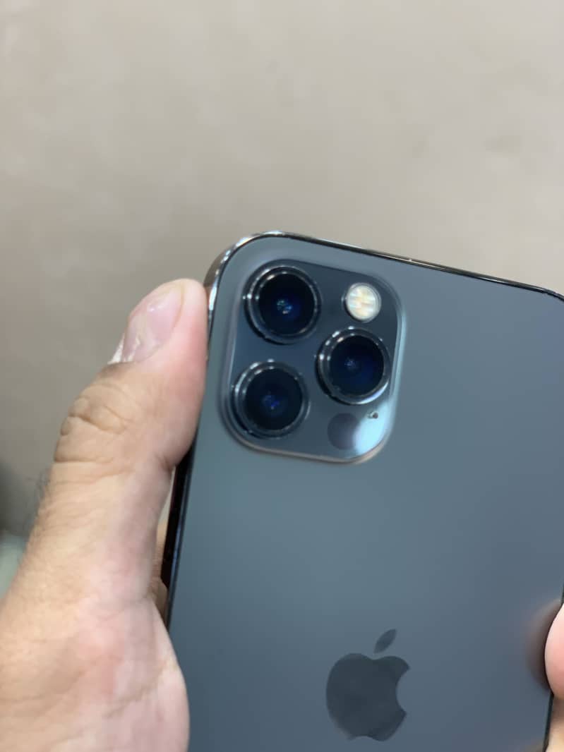 Apple iPhone 12 Pro 5