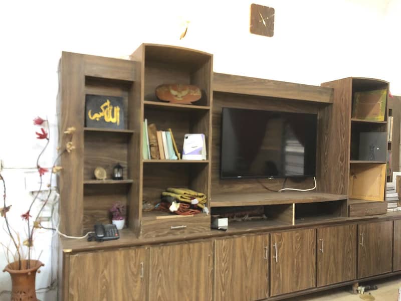 Sofa set + wardrobe 4