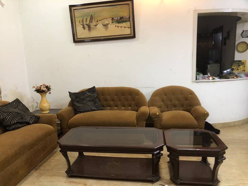 Sofa set + wardrobe 7