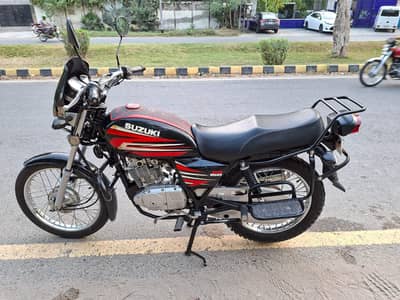 Suzuki GS 150 (2025 Model) - Lush Condition Low Mileage Urgent Sale.