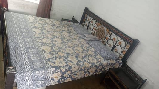 King size bed with side tables