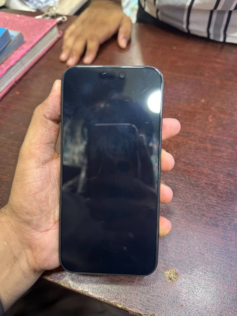 Apple iPhone 15 Pro Max 6