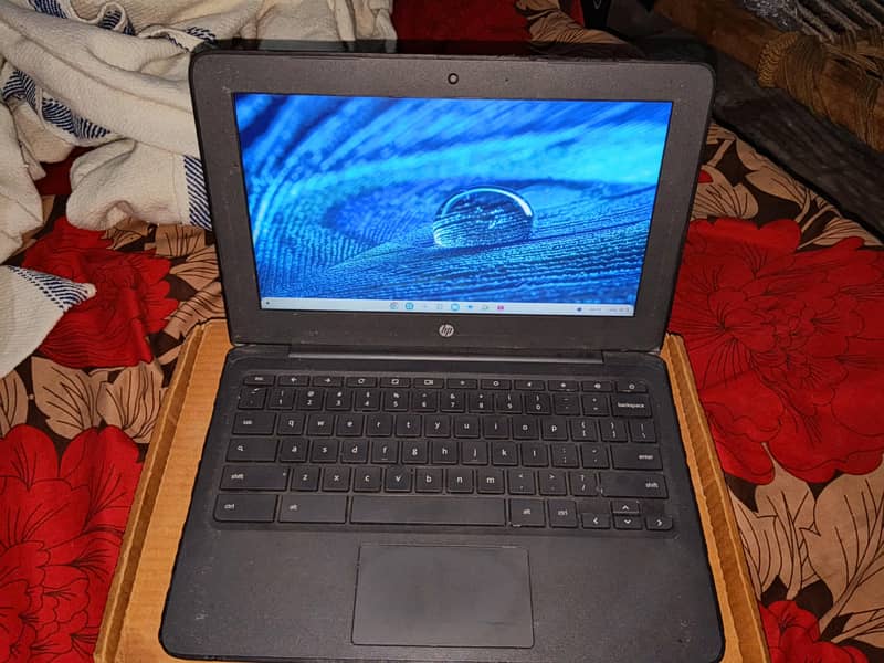 Chrome Book 4 Ram Amd Dual Core Processor 3