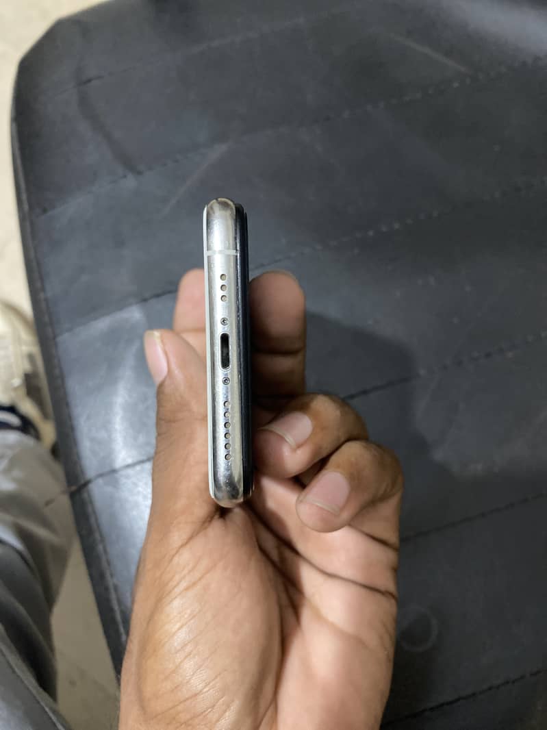 IPhone 11 pro 3