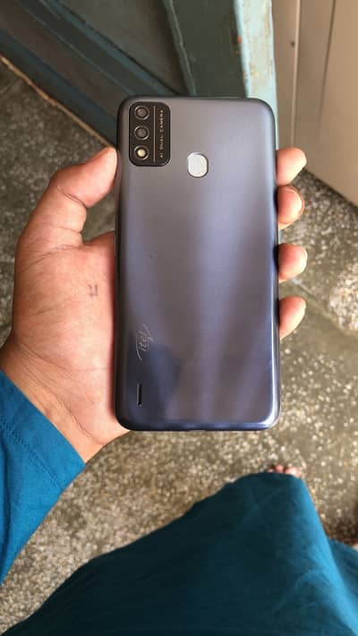 Itel A48 2 32 pata approved