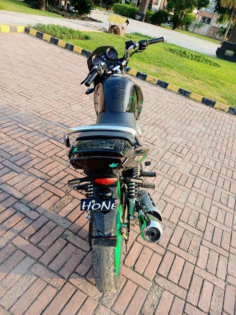 ybr 125 4