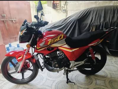 Honda Cb 150F model 2025
