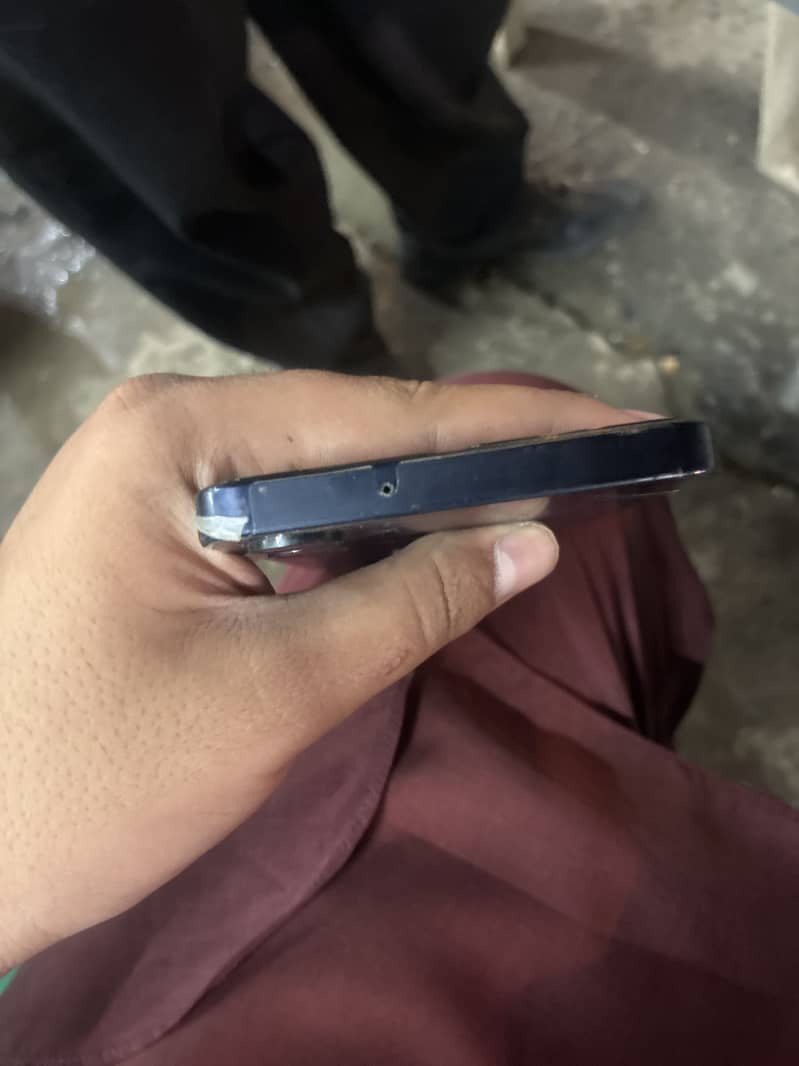 Samsung Mobile A06 3