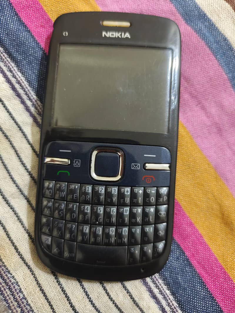 Nokia C3 1