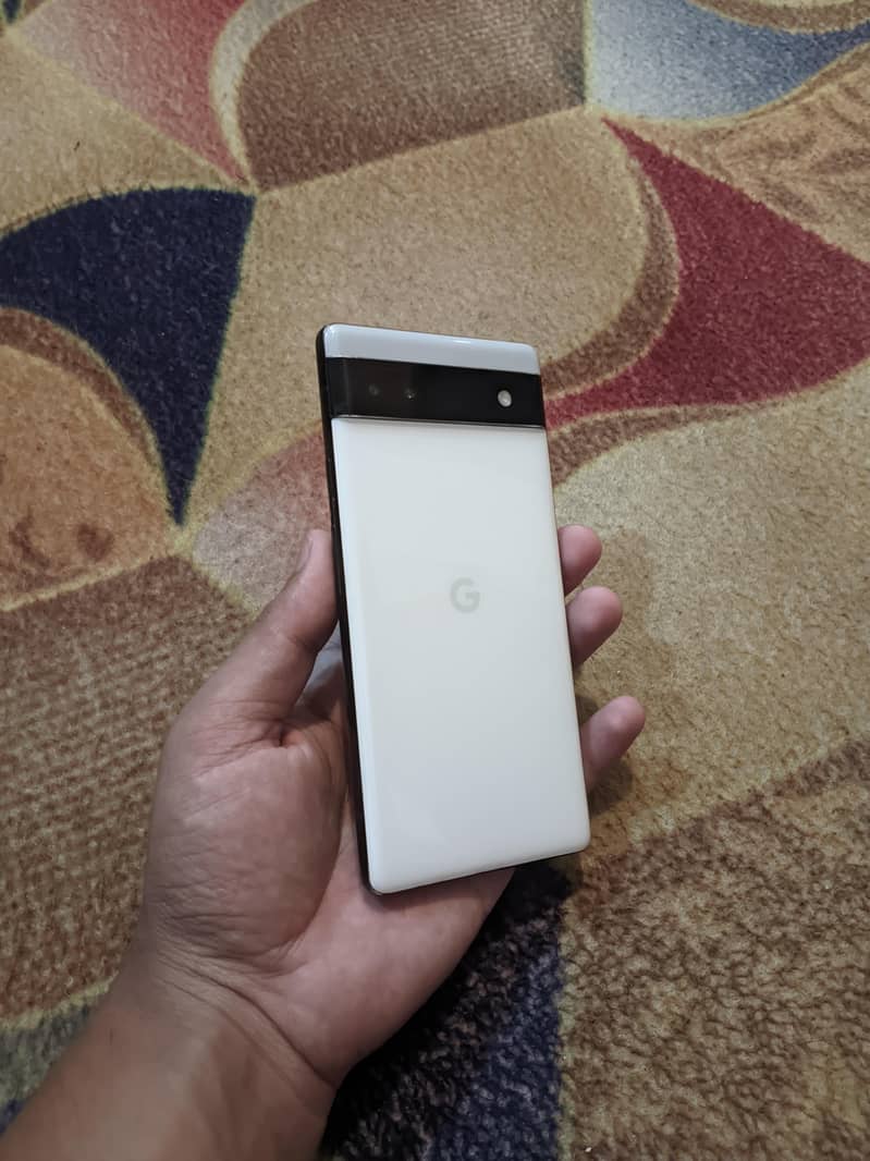 Google Pixel 6a 1