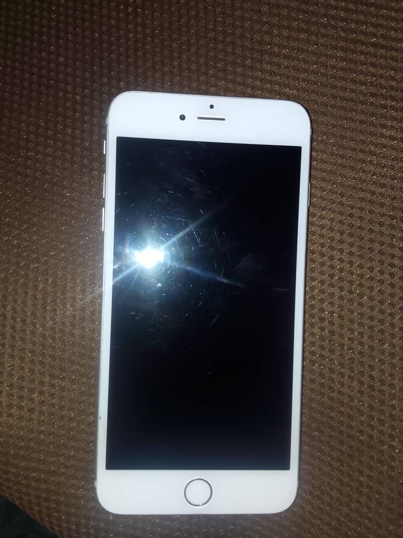 Apple iPhone 6 Plus 0