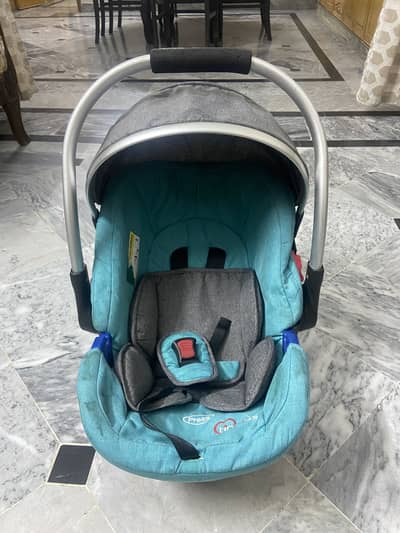 Carry Cot In 10/10 Condition for Sale