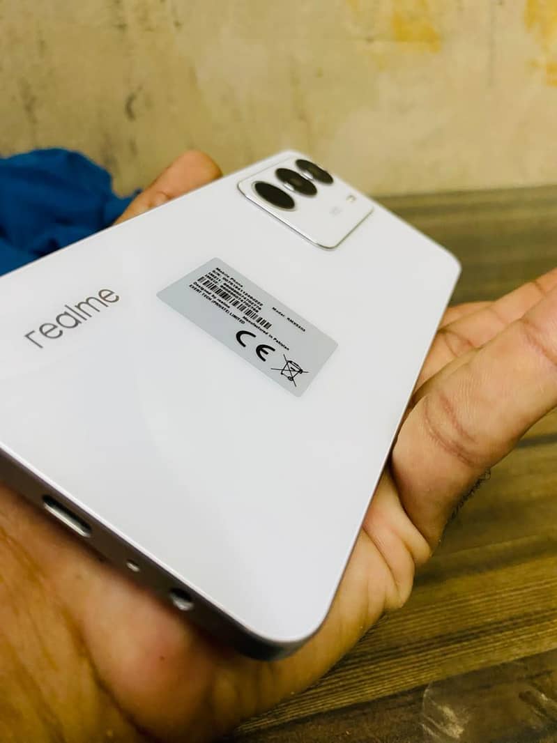 Realme C71 1