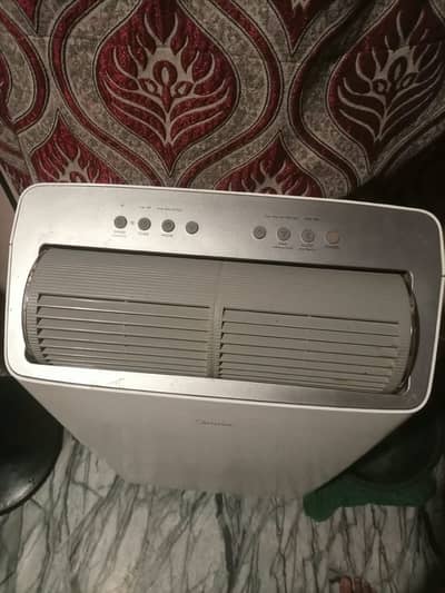 MIDEA PORTABLE AC