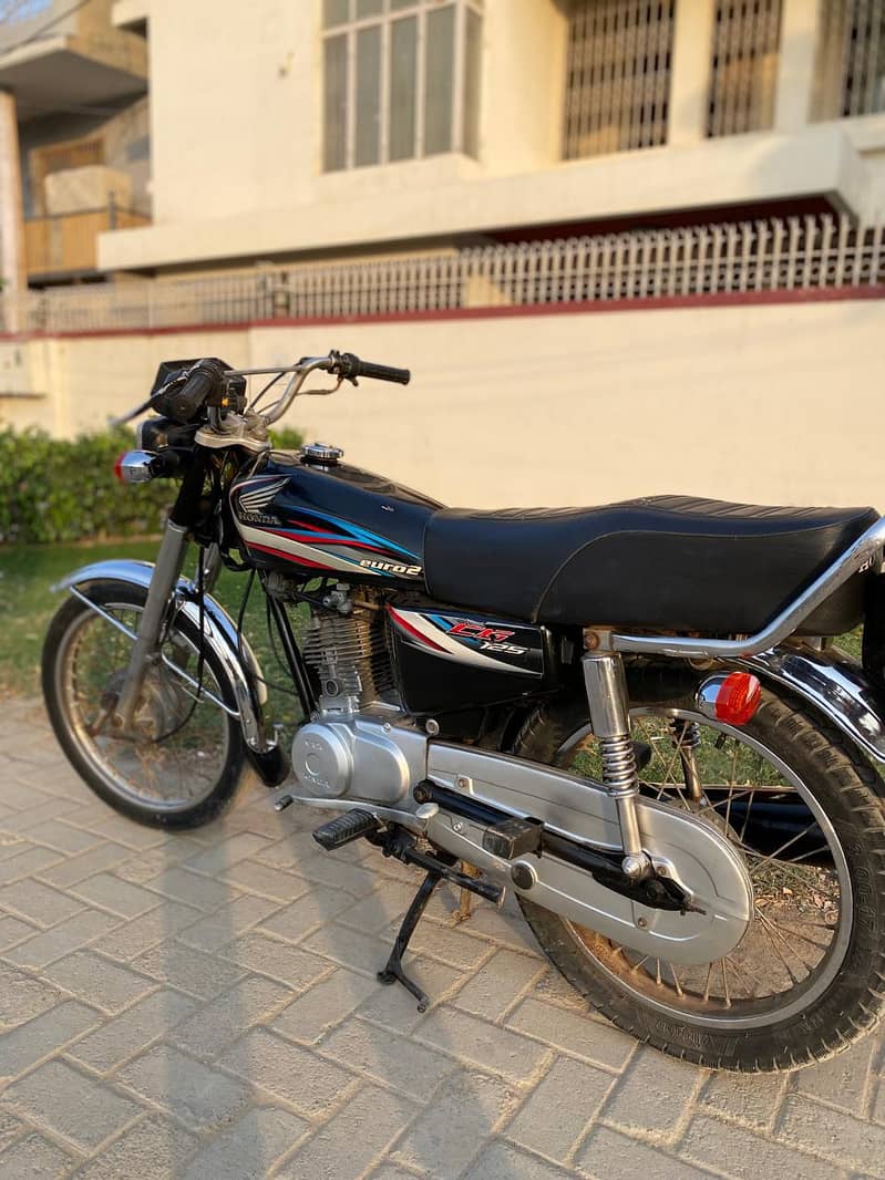 HONDA CG-125 6