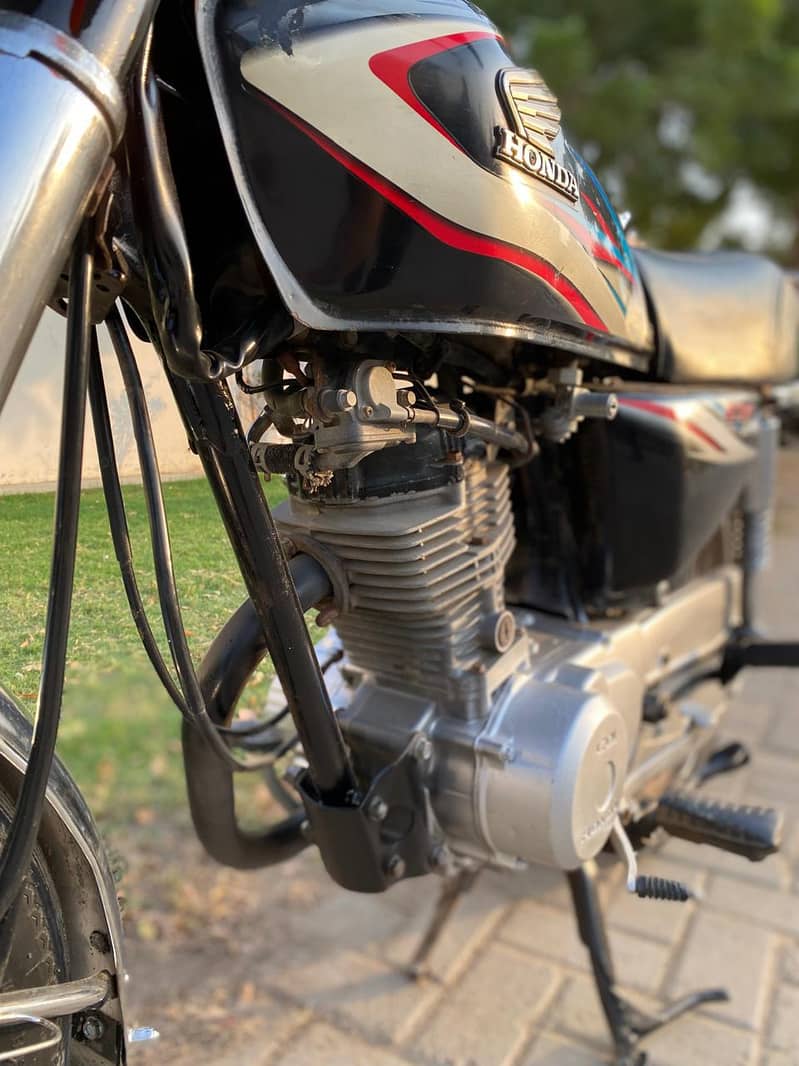 HONDA CG-125 9